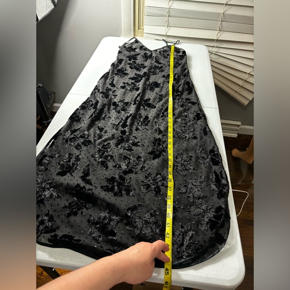 Fantasies by Morgan Taylor Sexy Nightgown lace velvet size S - Picture 11 of 16